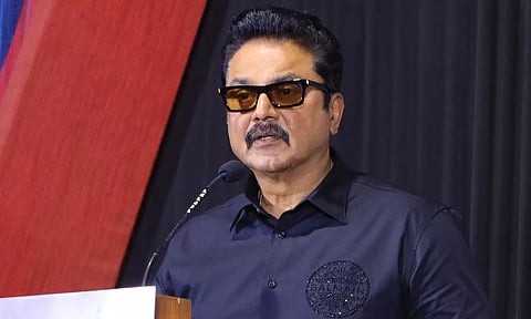 தி ஸ்மைல் மேன் படத்தை இயக்குநர்கள்  வித்தியாசமாக எடுத்துள்ளனர் - சரத்குமார்