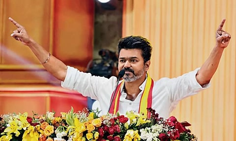 மாணவிக்கு பாலியல் வன்கொடுமை- த.வெ.க தலைவர் விஜய் கண்டனம்