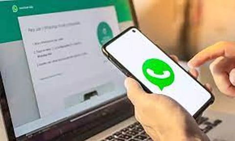 அறிமுகமில்லாத எண்களில் இருந்து வரும் லிங்க்களை கிளிக் செய்ய வேண்டாம்- போலீசார் எச்சரிக்கை