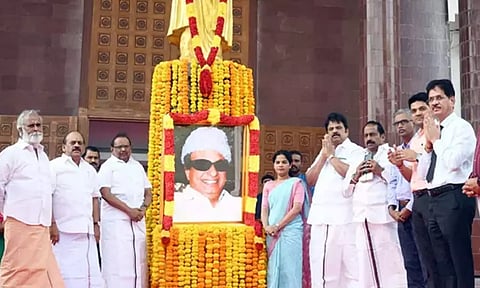 எம்.ஜி.ஆரின் 108-வது பிறந்தநாள்: தமிழக அரசு சார்பில் மரியாதை