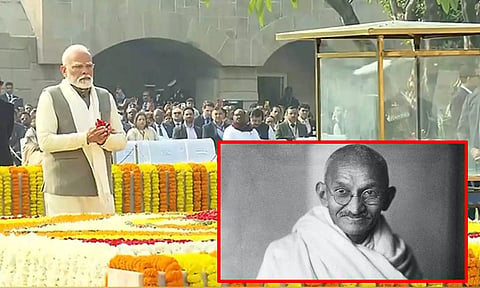 மகாத்மா காந்தி நினைவிடத்திற்கு சென்று மரியாதை செலுத்தினார் பிரதமர் மோடி