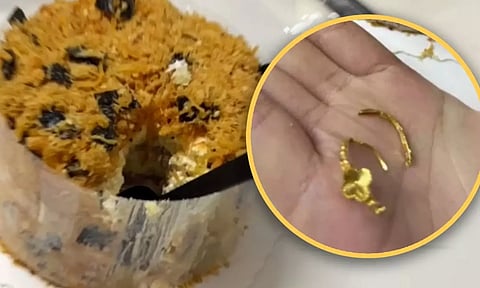 மோதிரத்தை கேக்கில் வைத்து காதலிக்கு பரிசளித்த காதலன்