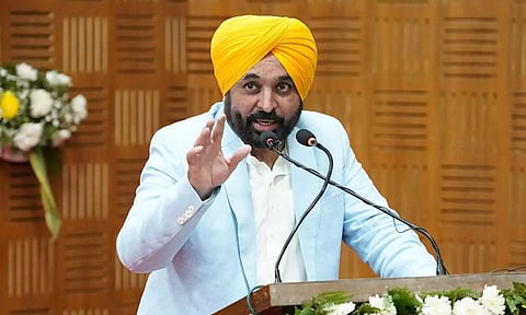 இல்லாத துறைக்கு 20 மாதமாக நியமிக்கப்பட்ட அமைச்சர்.. சர்ச்சையில் சிக்கிய பஞ்சாப் அரசு!