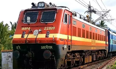 ரம்ஜான் பண்டிகையை முன்னிட்டு கன்னியாகுமரி, திருச்சிக்கு சிறப்பு ரெயில்கள்