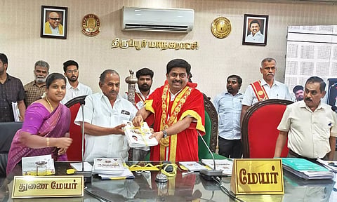 வருவாய்-ரூ.1,522கோடி , செலவு- ரூ.1,518 கோடி , உபரி-ரூ.4.10 கோடி: திருப்பூர் மாநகராட்சியில்  பட்ஜெட் தாக்கல்