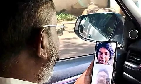 ராப் பாடகர் வேடனிடம் வீடியோ காலில் பேசிய திருமாவளவன்