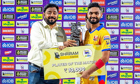 எதிரணியை கட்டுப்படுத்தியது இலக்கை எளிதாக அடைய உதவியது- ஆட்டநாயகன் விருது வென்ற ஷிவம்சிங் கருத்து