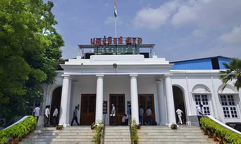 மோசடியாக பெறப்பட்ட 1 லட்சம் ரேசன் கார்டுகளால் புதுச்சேரி அரசுக்கு ஆண்டுக்கு ரூ.63 கோடி இழப்பு