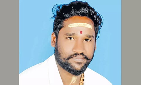 கொலை செய்யப்பட்ட பாலமுருகன்
