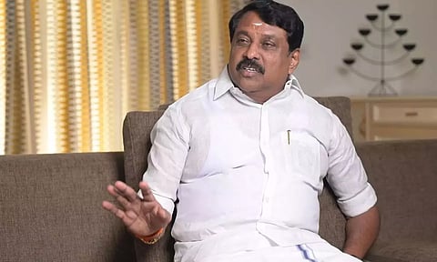 காவலர்களால் இளம்பெண் பாலியல் வன்கொடுமை -  வேலியே பயிரை மேய்வதா? - நயினார் நாகேந்திரன் கண்டனம்