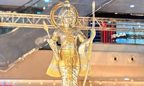 உத்தரபிரதேசத்தில் 1 லட்சம் நாணயங்களால் உருவான 18 அடி உயர ராமர் சிலை