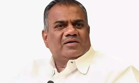 மக்கள் சந்திப்பு கூட்டம்- 2000 பேருக்கு மட்டும் அனுமதி... த.வெ.க. வெளியிட்ட கட்டுப்பாடு