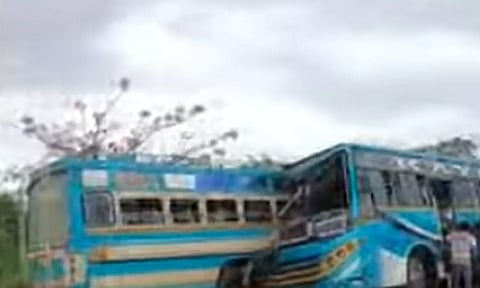 கடையநல்லூர் அருகே பேருந்துகள் நேருக்கு நேர் மோதி விபத்து - 6 பேர் பலி