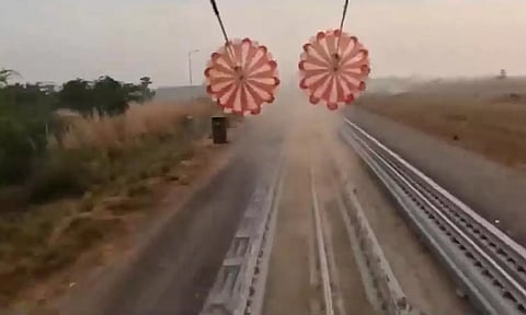 ககன்யான் திட்டத்திற்கான இஸ்ரோவின் பாராசூட் சோதனை வெற்றி