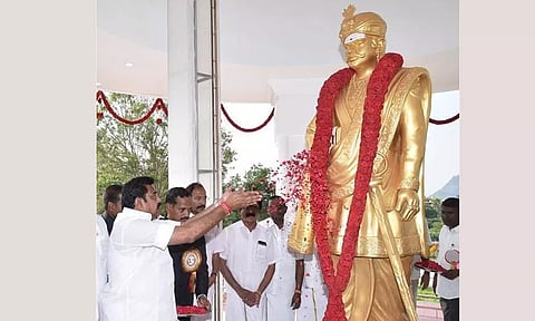 தமிழகத்தில் 800 ஆண்டுகளுக்கு முன்பே விவசாய புரட்சி மேற்கொண்ட காலிங்கராயன் தியாகத்தை போற்றுகிறேன் - இ.பி.எஸ்.