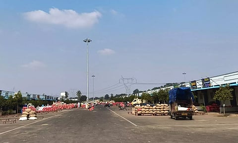 கேரளாவில் நாளை ஸ்டிரைக்- ஒட்டன்சத்திரம் மார்க்கெட்டில் ரூ.2 கோடி வர்த்தகம் பாதிப்பு