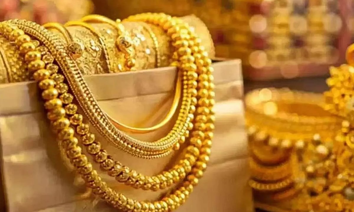 GOLD PRICE TODAY: அதிரடியாக குறைந்த தங்கம் விலை - எவ்வளவு தெரியுமா?