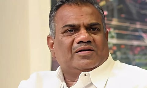 அனுமதியின்றி ஊடக விவாதங்களில் பங்கேற்கக்கூடாது - த.வெ.க.வினருக்கு கட்டுப்பாடு விதித்த புஸ்ஸி ஆனந்த்