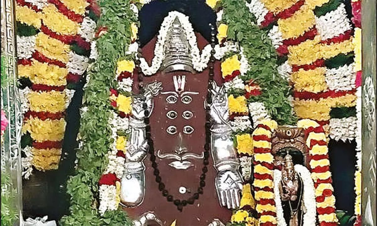 Today Panchangam மற்றும் முக்கிய நிகழ்வுகள்- 19 செப்டம்பர் 2026: குச்சனூர் சனி பகவான் திருமஞ்சனம்