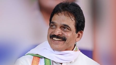 'എന്നെ പിന്തുണച്ചവർ ഹൈക്കമാൻഡ് തീരുമാനം അം​ഗീകരിക്കണം'; വി.ഡിക്ക് പൂർണ പിന്തുണ പ്രഖ്യാപിച്ച് കെ.സി വേണു​ഗോപാൽ
