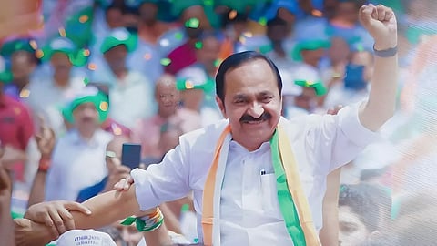 ​ഗ്രൂപ്പ് സമവാക്യങ്ങൾ തകർത്തെറിഞ്ഞ് സതീശ വിജയം; ജനപിന്തുണയ്ക്ക് മുന്നിൽ മുട്ടുമടക്കി ഹൈക്കമാൻഡ്