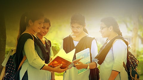 പ്ലസ്ടു പരീക്ഷാഫലം പ്രഖ്യാപിച്ചു;  77.97% വിജയം
