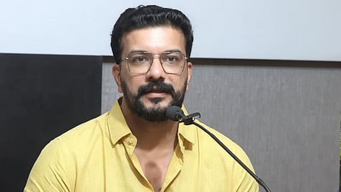 
'ആഭ്യന്തര വിഷയങ്ങൾ 
 ഡിജിറ്റൽ കണ്ടന്റാക്കരുത്'; 'അമ്മ' വിവാദത്തിൽ രമേഷ് പിഷാരടി എംഎൽഎ