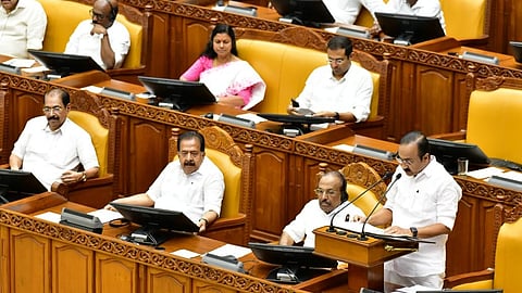 കിഫ്ബി പൊളിച്ചു പണിയുന്നു, പഠിക്കാന്‍ വിദഗ്ധ സമിതി