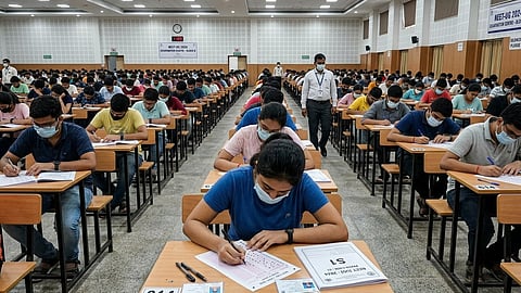 നീറ്റ് പുനഃപരീക്ഷ: 37 ദിവസത്തിനിടെ ജീവനൊടുക്കിയത് 12 വിദ്യാർത്ഥികൾ