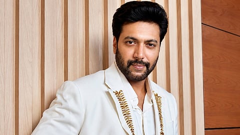 'കൂടുതല്‍ കരുത്തോടെ മുന്നോട്ട്'; സിനിമയില്‍ തുടരുമെന്ന് വ്യക്തമാക്കി രവി മോഹന്‍
