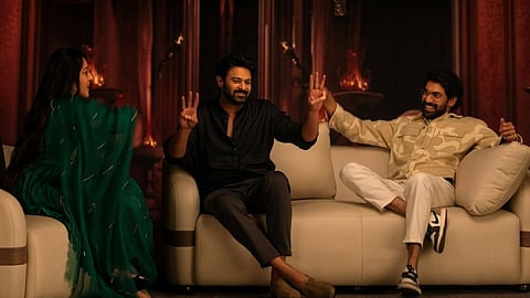 ബാഹുബലി 3 വരുന്നു? മൂന്ന് വിരലുകള്‍ ഉയര്‍ത്തി പ്രഭാസ്, സൂചന നല്‍കി റാണയും അനുഷ്‌കയും