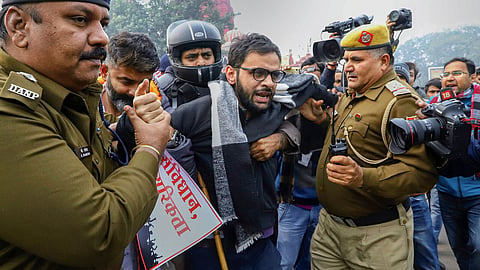 'മനുഷ്യത്വം പ്രിവിലേജാണ്, എന്നെപ്പോലുള്ളവർ അതിന് പുറത്തും', ആറുവർഷത്തെ ജയിൽവാസത്തിനിടെ മനസുതുറന്ന് ഉമർ ഖാലിദ്
