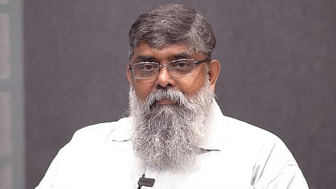 മാസങ്ങൾ നീണ്ട അനിശ്ചിതാവസ്ഥയ്ക്ക് വിരാമം; ആർ രാജഗോപാലിന്റെ പാസ്‌പോർട്ട് പുതുക്കൽ നടപടികൾ തുടങ്ങി