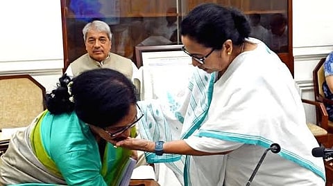 അവിശ്വാസം, ശകാരം, രാജി: അടിത്തറയിളകുന്ന തൃണമൂലിൽ നിന്നും സംസ്ഥാന അധ്യക്ഷയും പടിയിറങ്ങുന്നു