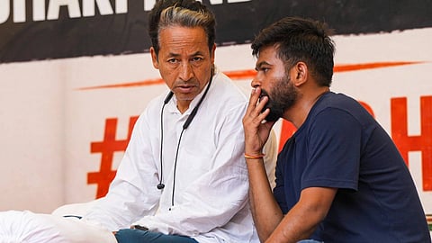 'ജീവന്‍ വിലപ്പെട്ടതാണ്'; സോനം വാങ്ചുക്കിന് വൈദ്യപരിശോധന ഉറപ്പാക്കണമെന്ന് ഡല്‍ഹി ഹൈക്കോടതി, ആരോഗ്യനില അതീവ ഗുരുതരം