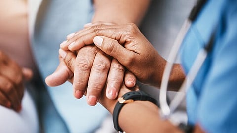 60 വയസിന് മുകളിലുള്ള കാന്‍സര്‍ രോഗികള്‍ക്ക് പ്രത്യേക ചികിത്സാ പ്രോട്ടോക്കോള്‍; പുതിയ മാര്‍ഗനിര്‍ദേശവുമായി വിദഗ്ധര്‍