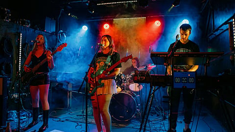 fathom-band