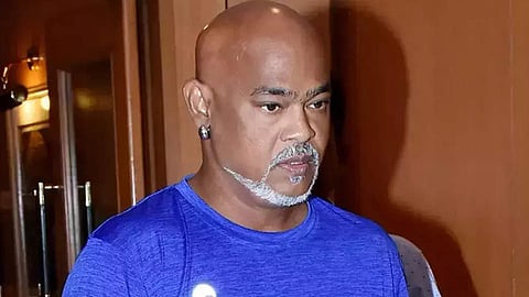 കേസുകളുടെ ക്രീസില്‍ ആദ്യമല്ല: വിനോദ് കാംബ്ലിക്കെതിരെ എഫ്‌ഐആര്‍ രജിസ്റ്റര്‍ ചെയ്തു