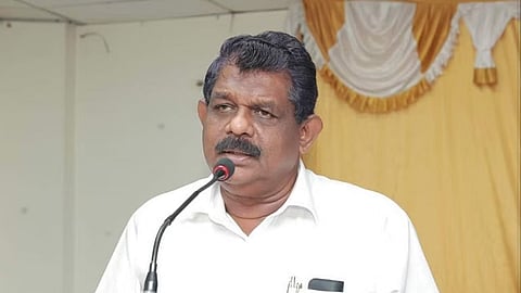 കെഎസ്ആര്‍ടിസിയില്‍ നിര്‍ബന്ധിത വിആർഎസ് നടപ്പാക്കാൻ സർക്കാർ തീരുമാനിച്ചിട്ടില്ല, അങ്ങനെ ഒരു ചര്‍ച്ചയും നടന്നിട്ടില്ല: ഗതാഗതമന്ത്രി