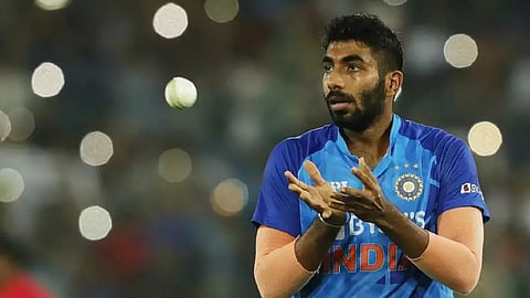 ബു​മ്ര​യ്ക്ക് ഐ​പി​എ​ല്ലും ന​ഷ്ട​മാ​കും