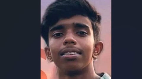 കോഴിക്കോട് സ്കൂട്ടറും ഓട്ടോയും കൂട്ടിയിടിച്ച് അപകടം;  പ്ലസ് വൺ വിദ്യാർഥി മരിച്ചു