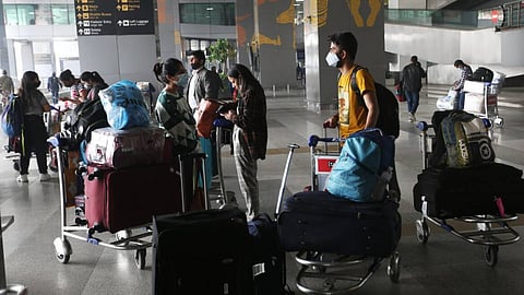 ഓഫർ ലെറ്റർ വ്യാജം: കാനഡയിൽ ഇന്ത്യൻ വിദ്യാർഥികൾ നാടുകടത്തൽ ഭീഷണിയിൽ