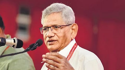 അദാനിക്കെതിരെ അന്വേഷണം പ്രഖ്യാപിക്കാന്‍ മോദി മടിക്കുന്നതെന്തിന്: സീതാറാം യെച്ചൂരി