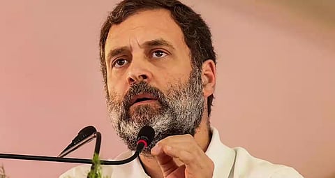 'ബ്രിട്ടീഷുകാരോട് മാപ്പു പറഞ്ഞവർ കോൺഗ്രസിനെ ദേശസ്നേഹം പഠിപ്പിക്കേണ്ട'; 
രാഹുൽ മാപ്പു പറയില്ലെന്ന് ഉറച്ച് കോൺഗ്രസ്