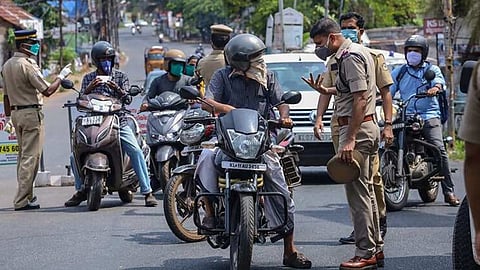 ആ​​വ​​ർ​​ത്തി​​ക്ക​​രു​​ത്, 
വ​​ണ്ടി​​പി​​ടി​​ത്ത
ദു​​ര​​ന്ത​​ങ്ങ​​ൾ