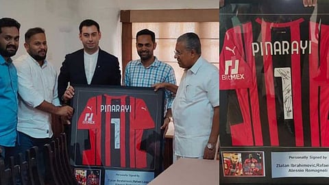 മുഖ്യമന്ത്രിക്ക് ഒന്നാം നമ്പർ ജഴ്സി സമ്മാനിച്ച് എസി മിലാൻ
