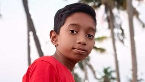 വീട്ടിലെ അക്വേറിയം വൃത്തിയാക്കുന്നതിനിടയിൽ ഷോക്കേറ്റു; 11 കാരന് ദാരുണാന്ത്യം