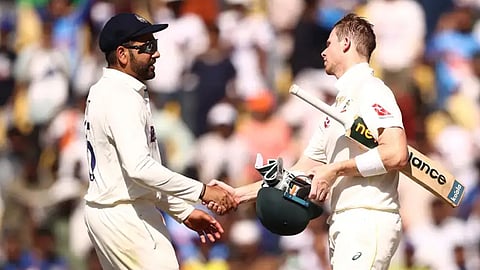 ശു​ഭ്മാ​ന്‍ ഗി​ല്ലി​ന് സെ​ഞ്ചു​റി, ഇന്ത്യ മൂന്നിന് 289; തി​രി​ച്ച​ടി​ച്ച് ഇ​ന്ത്യ