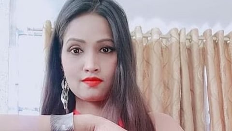 മുംബൈയിൽ മോഡലുകളെ വേശ്യാവൃത്തിയ്ക്ക് നിർബന്ധിച്ച യുവനടി അറസ്റ്റിൽ
