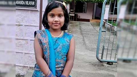 'പൊട്ടിത്തെറിച്ചത് റെഡ്മി 5 പ്രോ; ഫോൺ കുത്തിയിട്ടിരുന്നില്ല; ബാറ്ററി വളഞ്ഞിരുന്നു'; 8 വയസുകാരിയുടെ മരണത്തിൽ ഫോറന്‍സിക് റിപ്പോർട്ട്